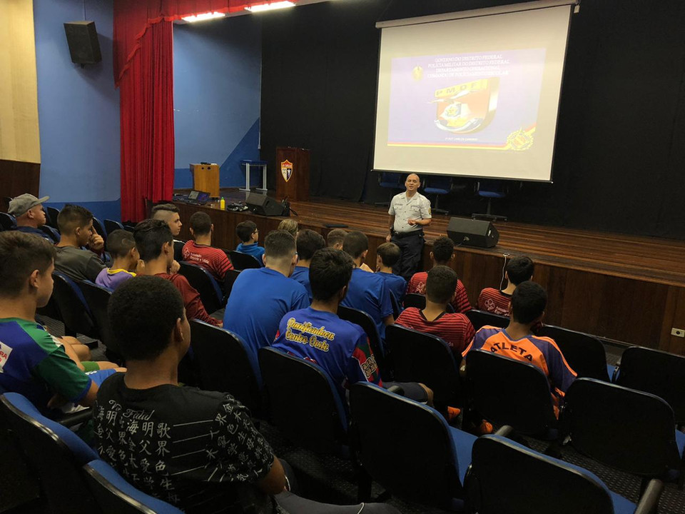Programa Educacional de prevenção às drogas